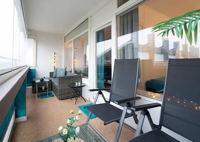 Panoramic App A02-9 Schick-Lounge